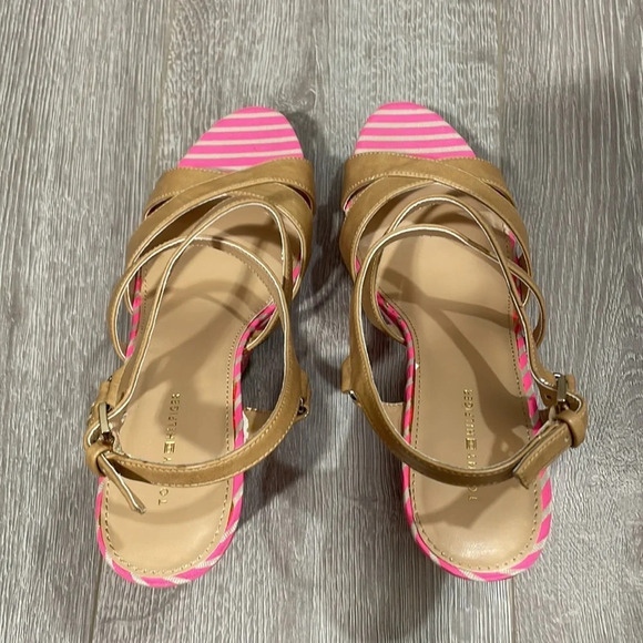 New Tommy Hilfiger Justina Wedge Sandal Ambra & Hot Fuchsia Stripe 10M - Picture 5 of 16